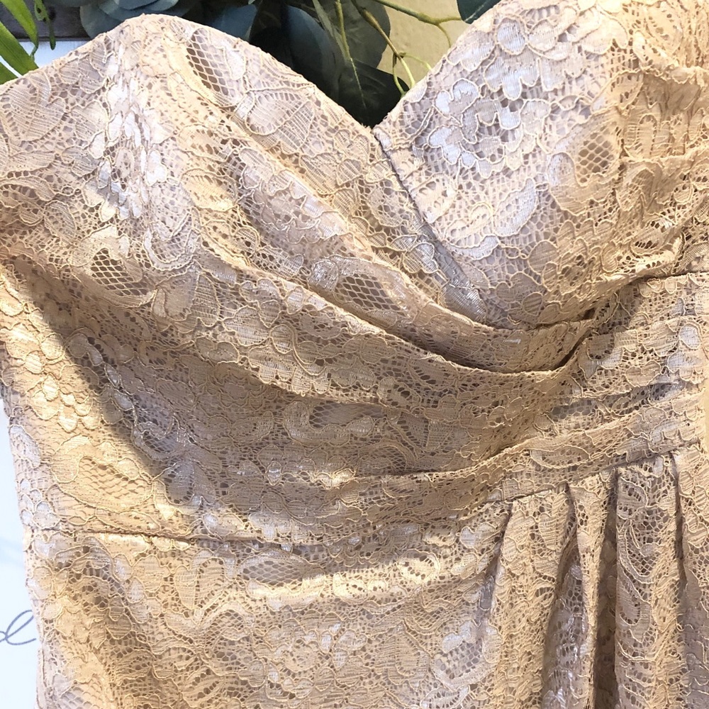 David’s Bridal Women’s Bridesmaid Dress